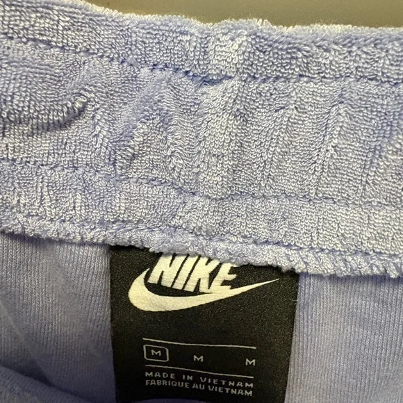 Nike Women's Light Purple Zip-Up Hoodie - Picture 6 of 6